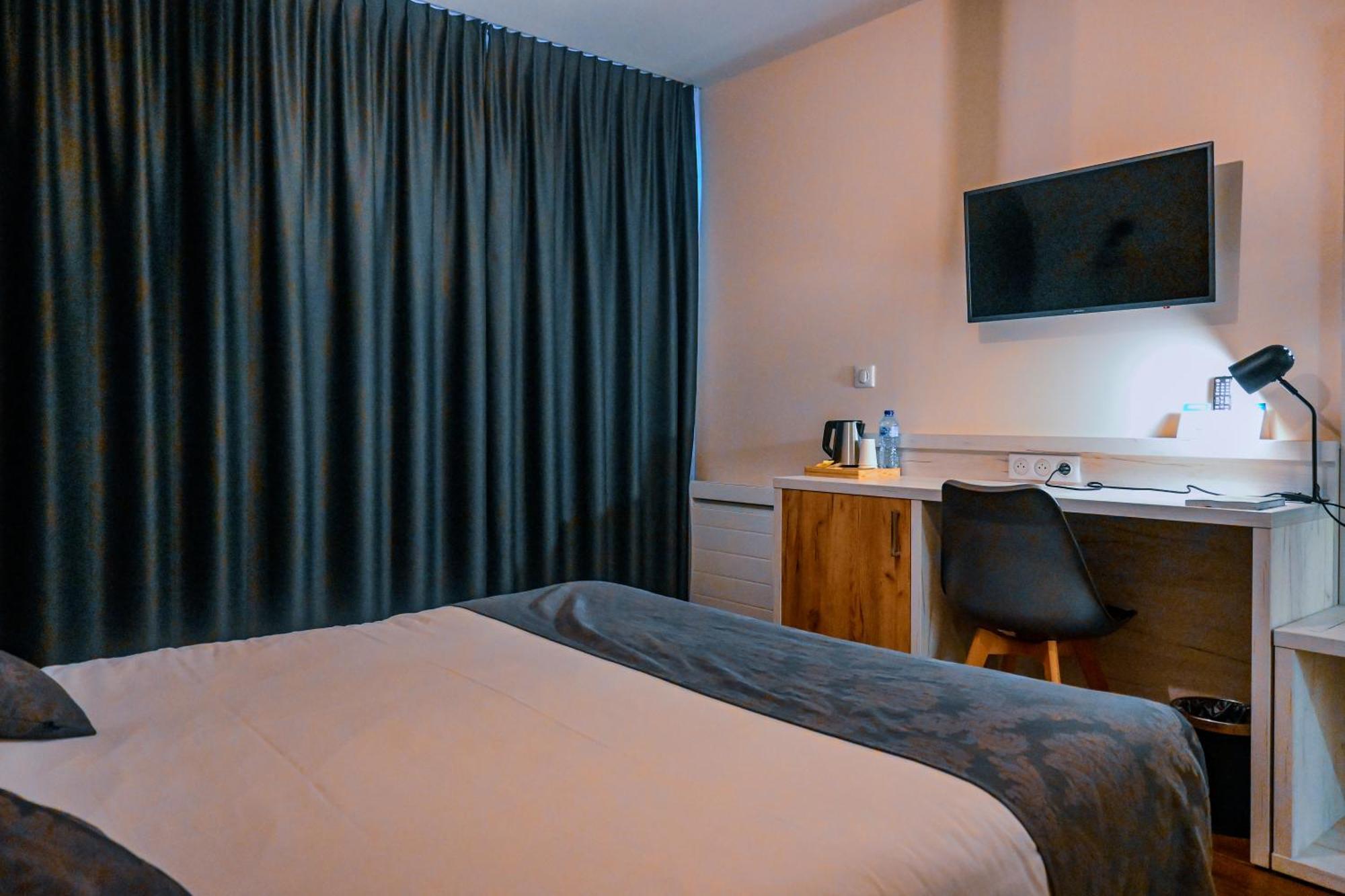 Logis Clermotel - Hotel & Restaurant أنييتْسْ المظهر الخارجي الصورة